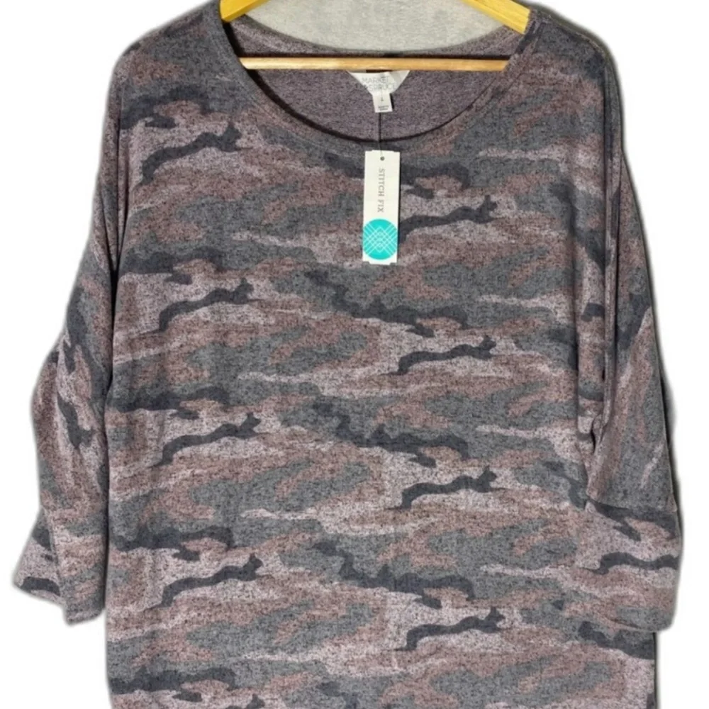 Market and Spruce Paulson Maternity Brushed Knit Top - S - Picture 3 of 5
